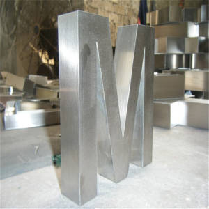 Metalis-dizainebi (1)